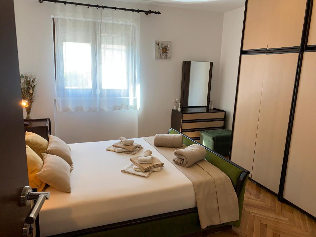 Puntizela-Patty Apartment Pula Luaran gambar