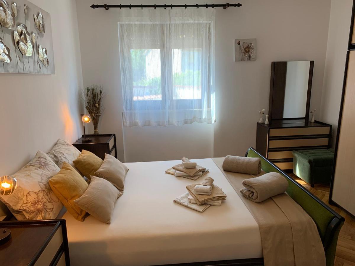 Puntizela-Patty Apartment Pula Luaran gambar