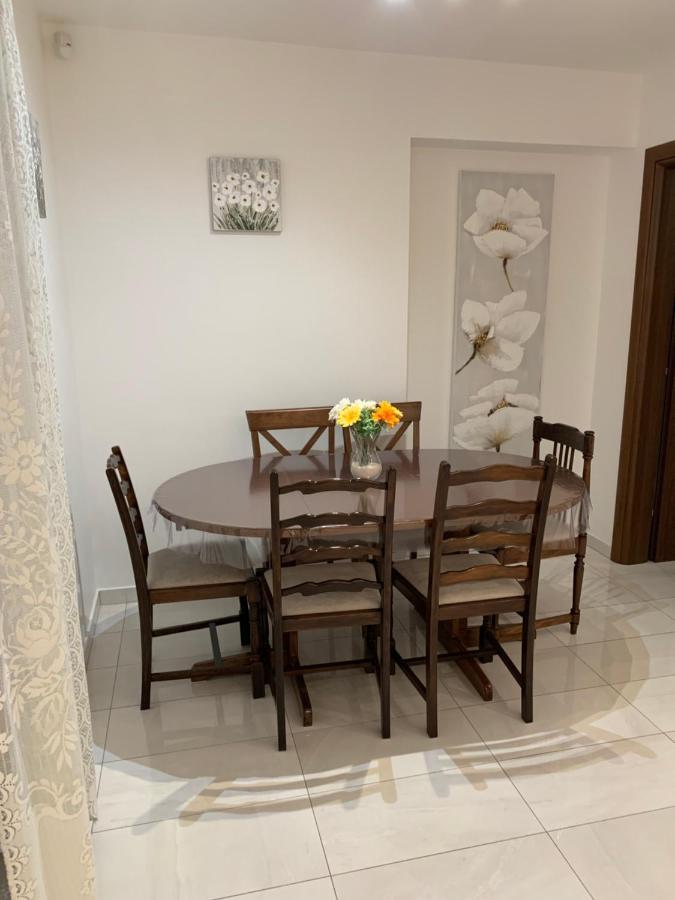 Puntizela-Patty Apartment Pula Luaran gambar